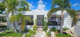 Aqua Bella II- Amazing Oceanfront Villa - Image 5