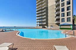 Aqua Blue Beachfront PH Panama City Beach, FL - Image 3