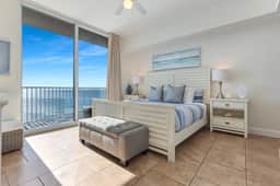 Aqua Blue Beachfront PH Panama City Beach, FL - Image 4