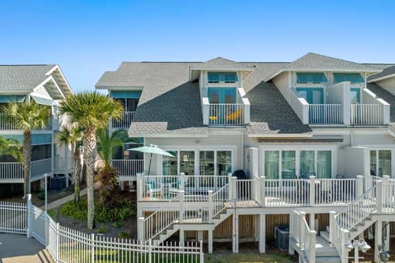 Aqua Pearl Beachside Townhouse Mexico Beach, FL - Image 1