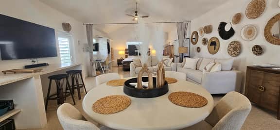 Aqua Bella II- Amazing Oceanfront Villa - Image 2
