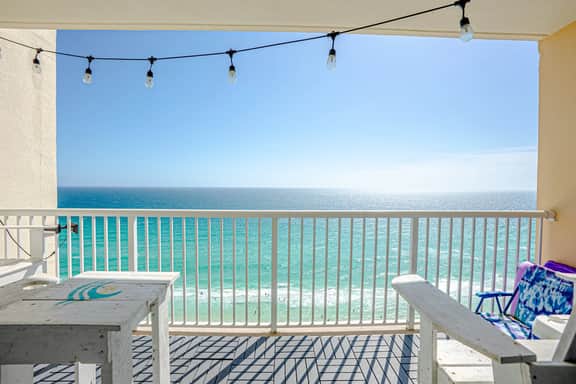 Aqua Cozy 1712 | Beachfront Studio Panama City Beach, FL - Image 2